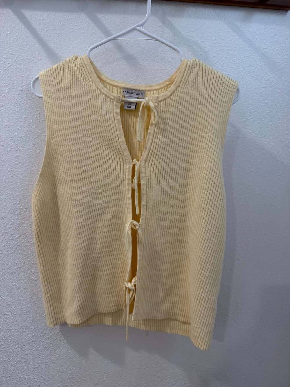 Sincerely Jules Tie Front Sweater Vest Size L Yellow Ribbed